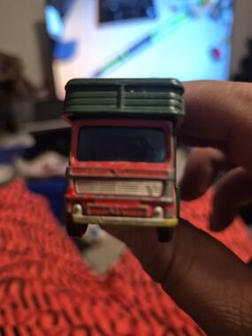 1960 Matchbox Series No. 17 Horse Box by Lesney